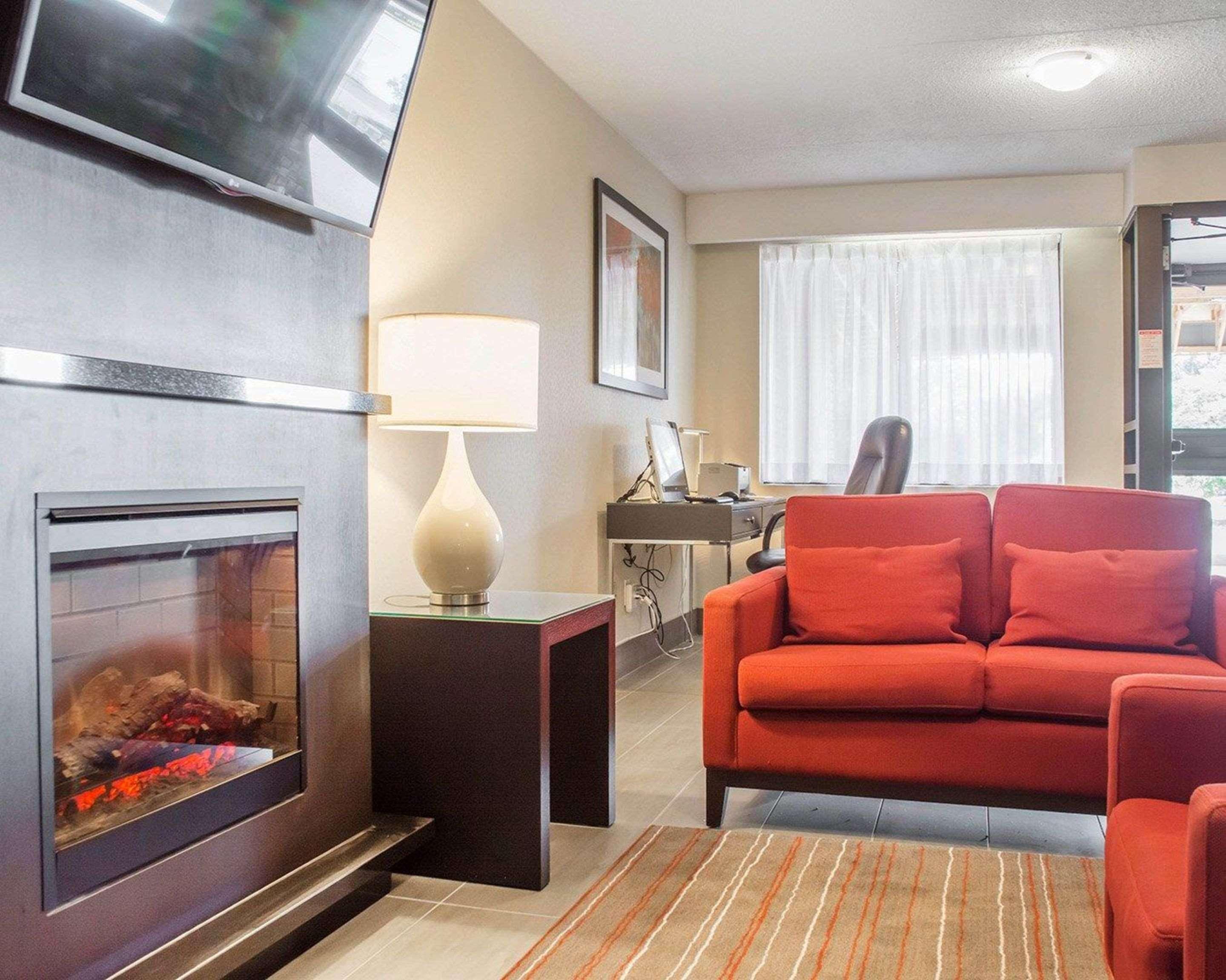 Comfort Inn Brantford Exterior foto